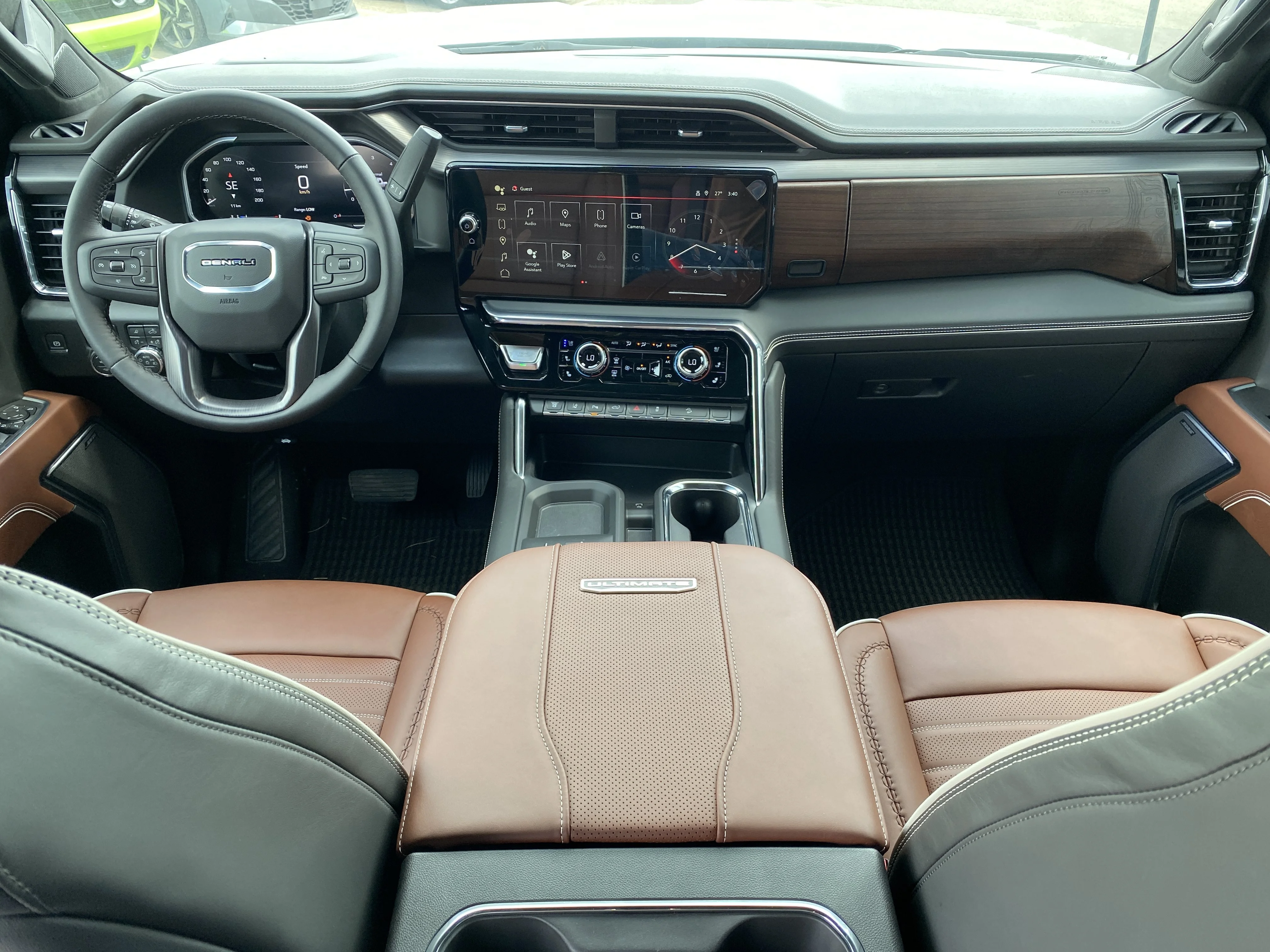 New 2026 GLACIER WHITE TRICOAT GMC Denali Ultimate image 15