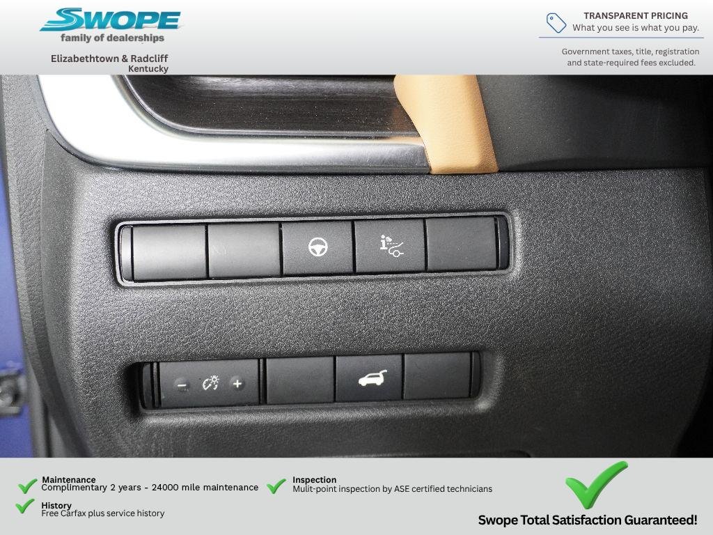 Used 2021 Caspian Blue Metallic/Super Black Nissan Platinum image 20