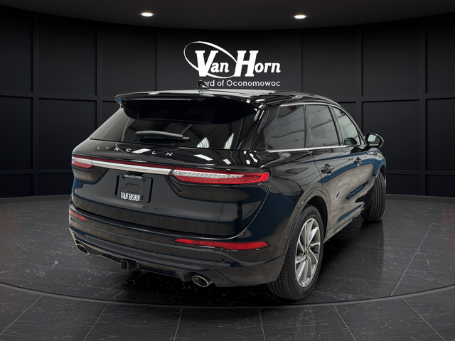 Used 2025 Infinite Black Metallic Clearcoat Lincoln Grand Touring image 7