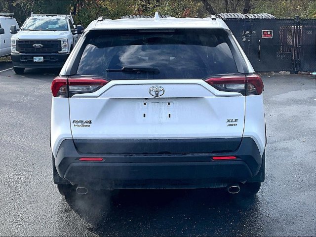 Used 2021 Super White Toyota XLE image 5