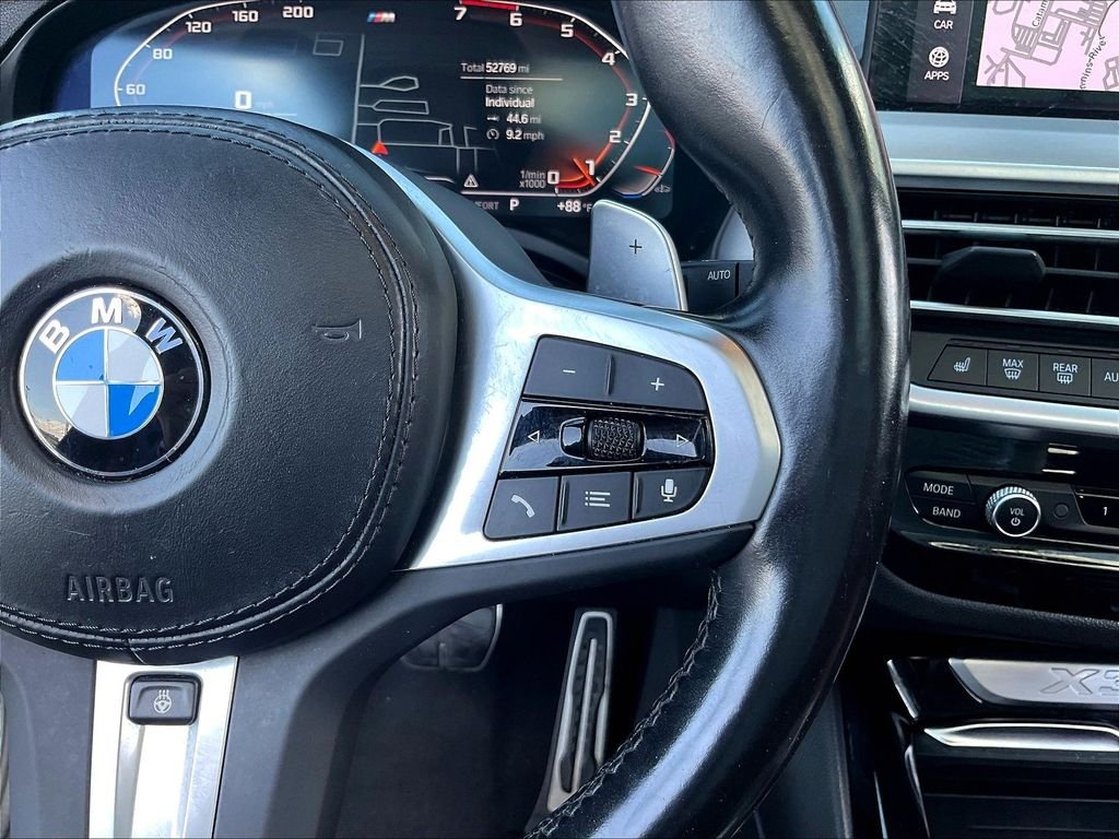 Used 2024 Gray BMW xDrive30i image 14