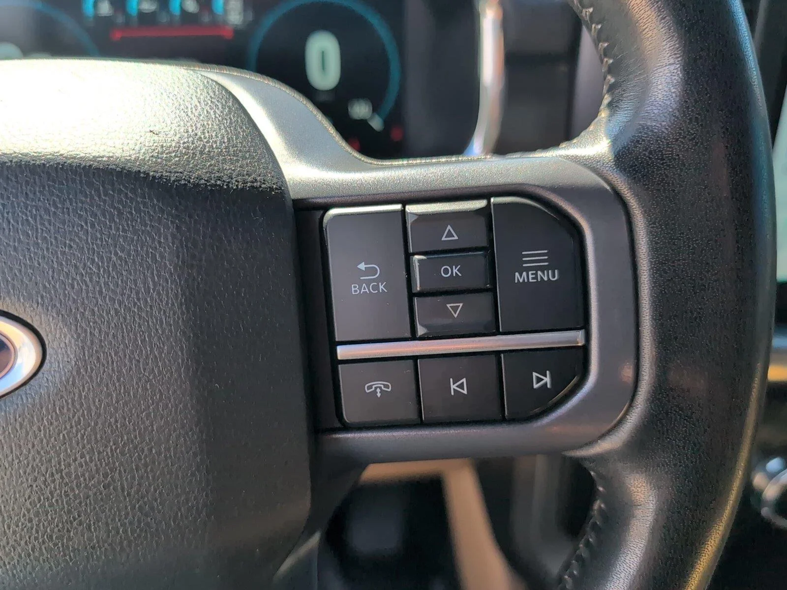 Used 2023 Oxford White Ford LARIAT image 34