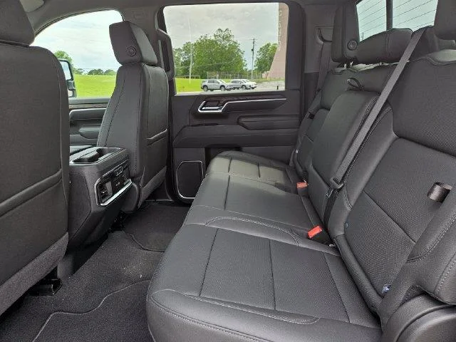 New 2026 Summit White GMC SLT DRW image 25