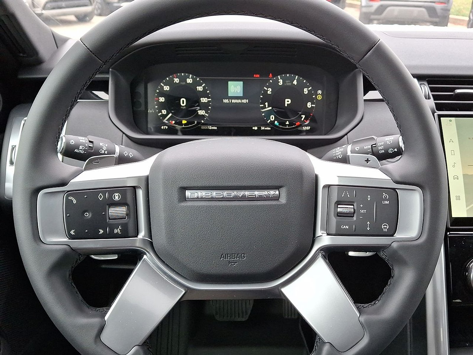 2025 Land Rover Discovery S - Photo 20