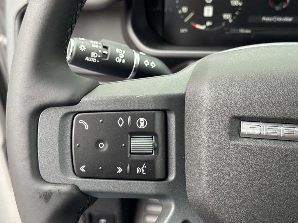 New 2026 Borasco Grey Land Rover X-Dynamic SE image 29