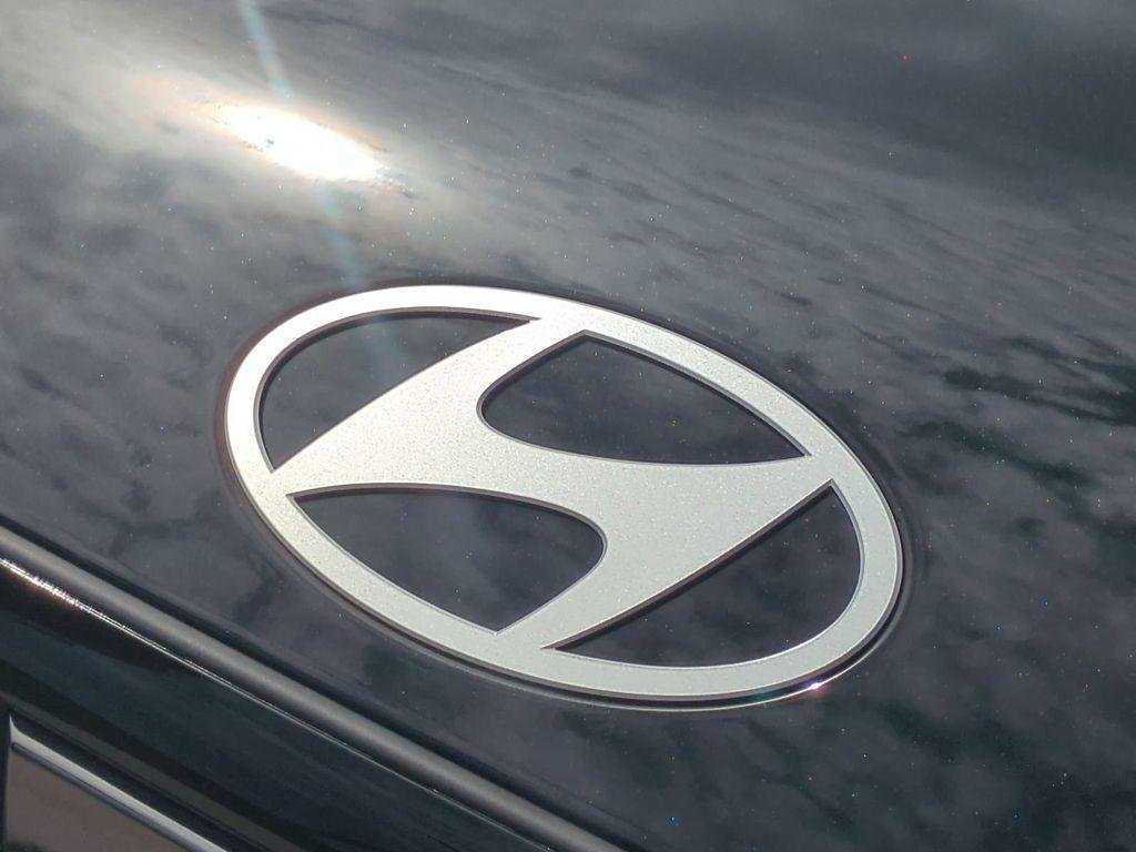 New 2026 Black Hyundai Limited image 13
