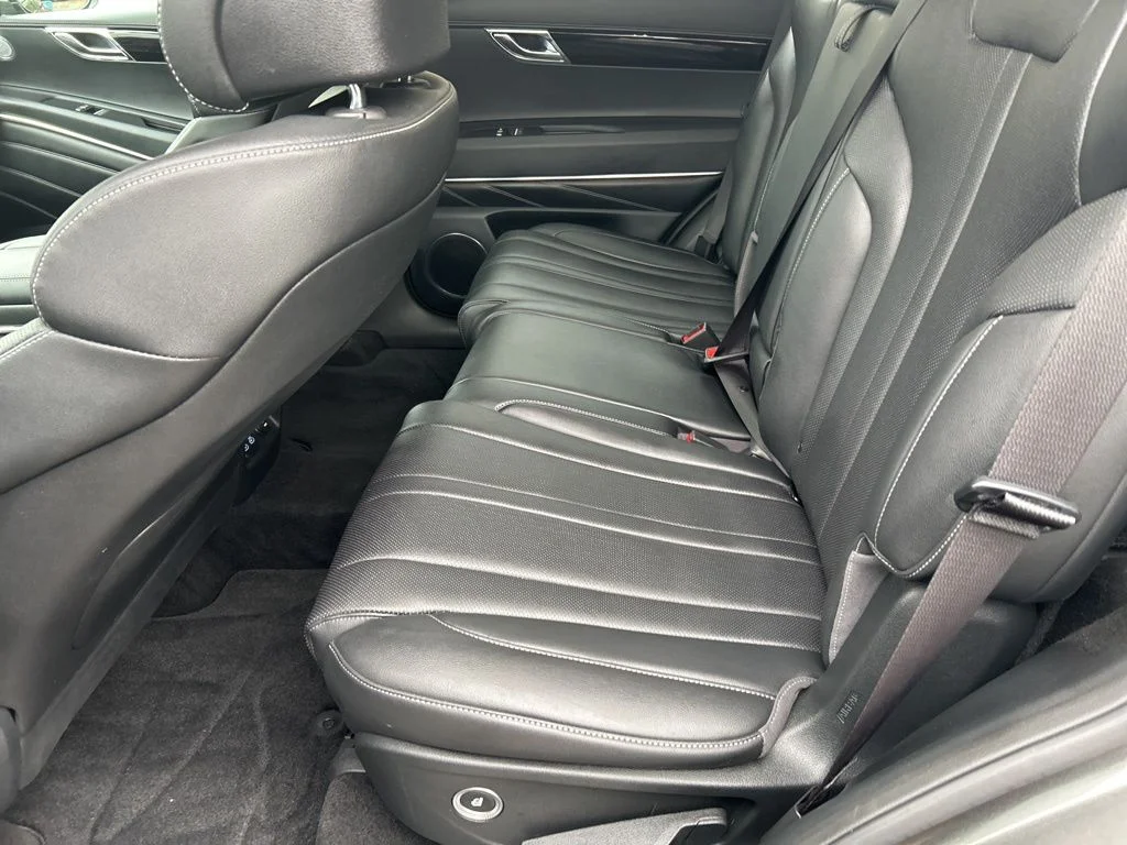 Used 2025 Gray Genesis 2.5T image 20