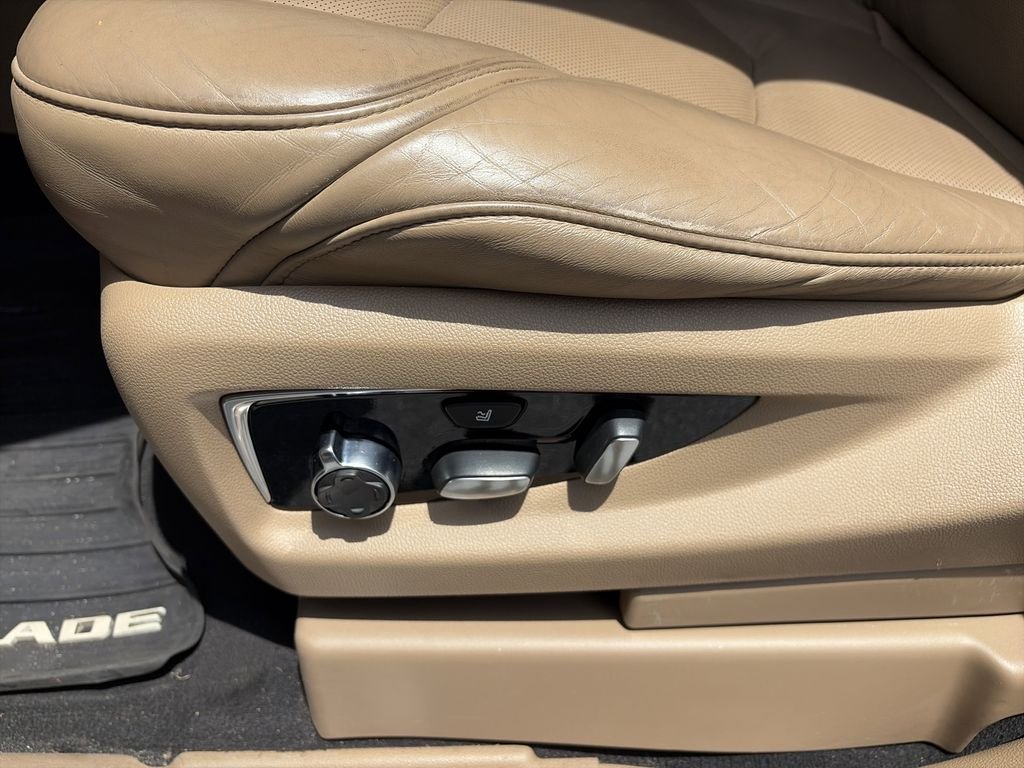 Used 2019 Black Cadillac Platinum Edition image 15