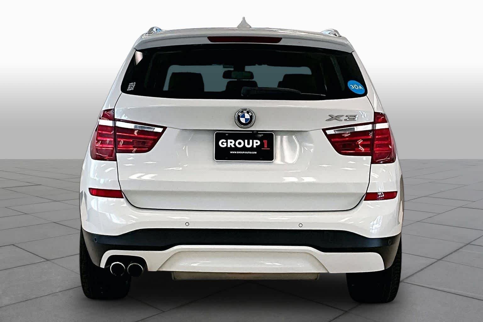 Used 2017 Alpine White BMW xDrive28i image 4
