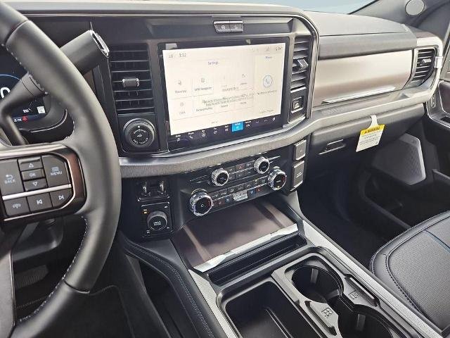 2026 Ford F-250 Super Duty Platinum - Photo 18