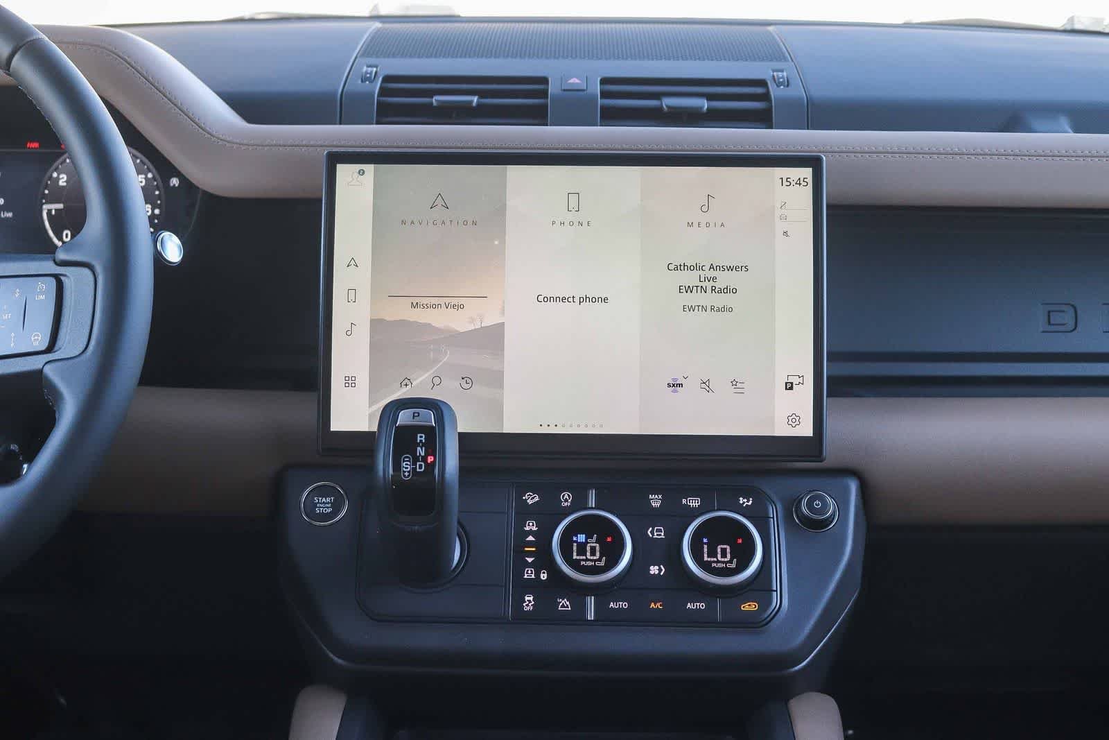 New 2026 Carpathian Grey Land Rover X-Dynamic SE image 12