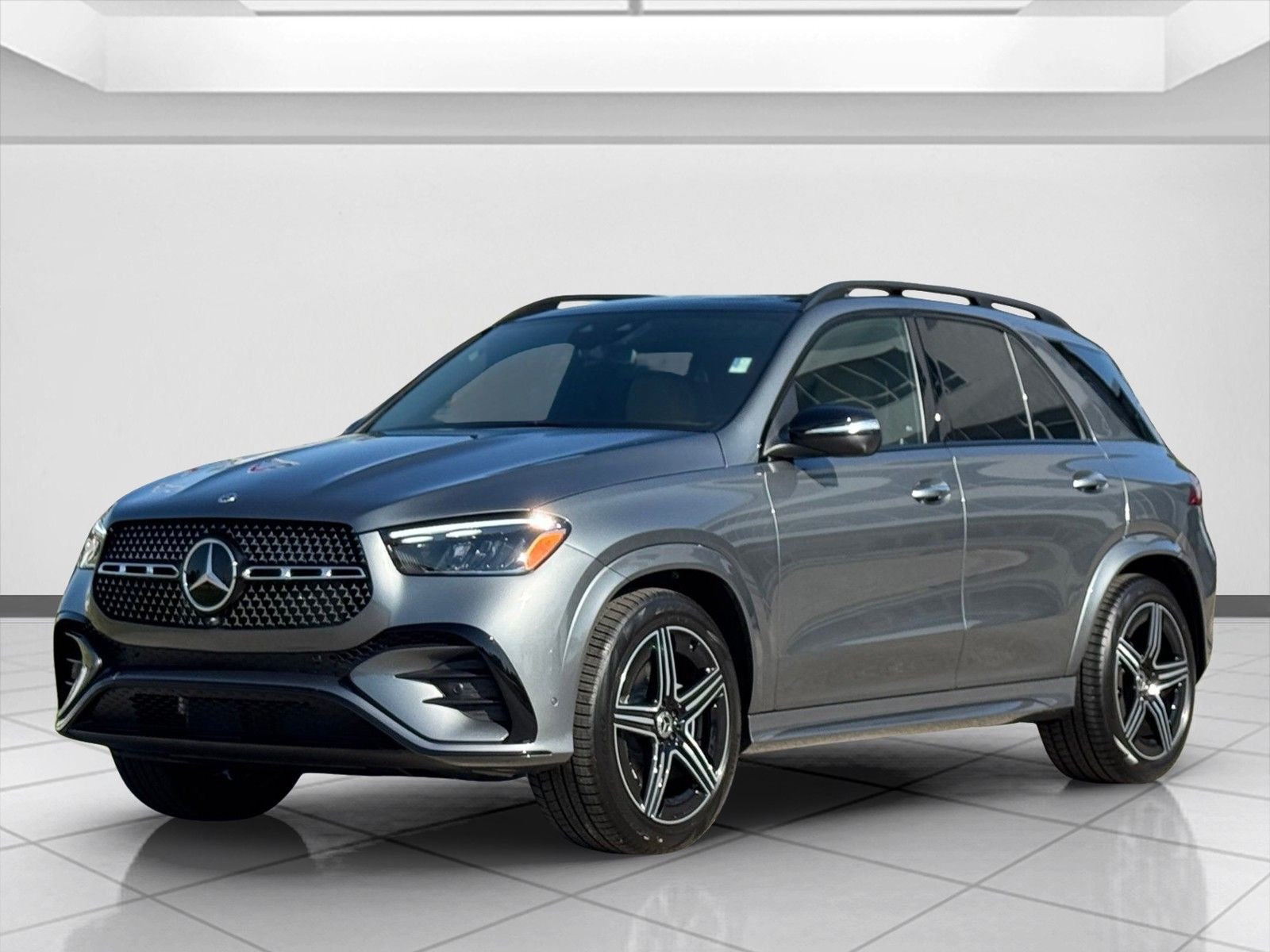 New 2026 Selenite Grey Metallic Mercedes-Benz GLE 450 image 6