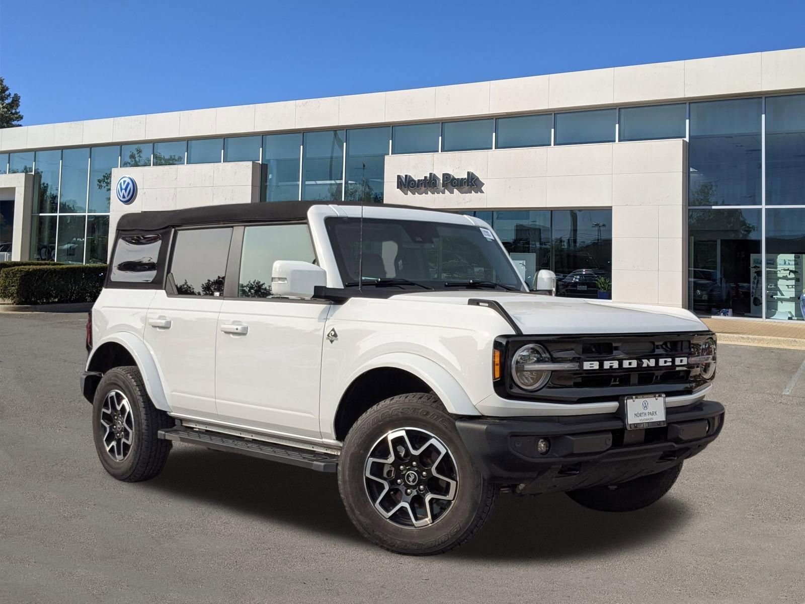 2024 Ford Bronco Outer Banks 4x4's photo