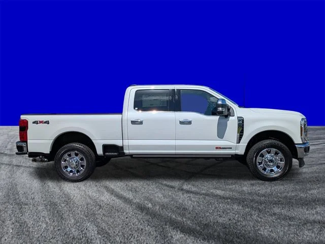 New 2026 Star White Metallic Tri-Coat Ford F-250® King Ranch® image 3