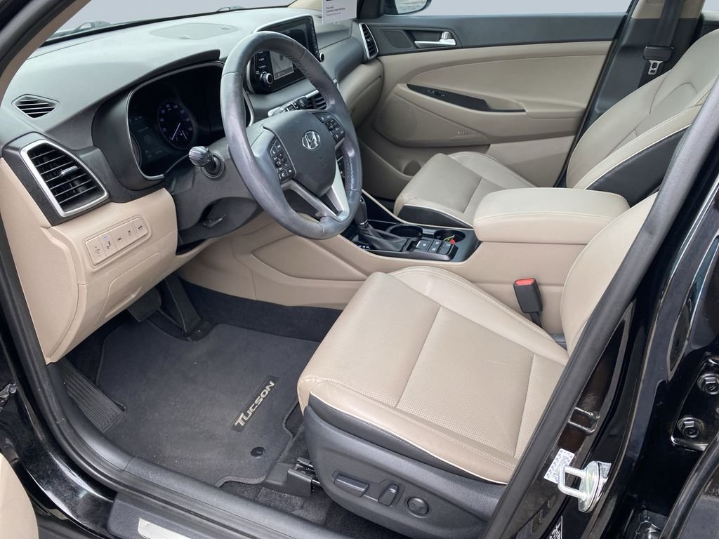 Used 2021 Black Noir Pearl Hyundai Ultimate image 9