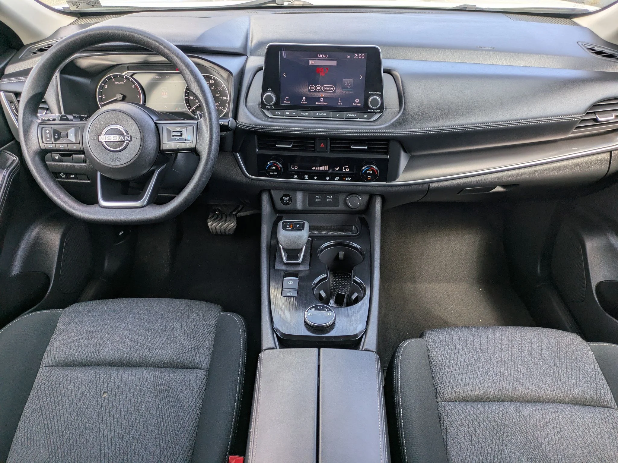 Used 2024 Everest White Pearl Nissan SV image 16