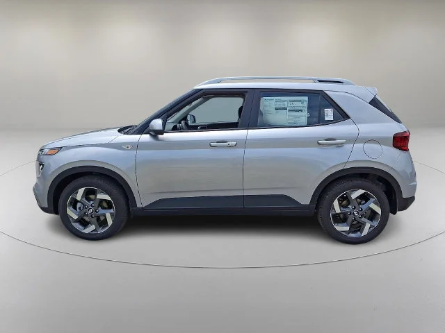 New 2026 Silver Hyundai SEL image 4