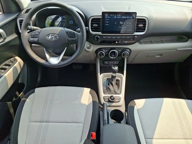 New 2026 Silver Hyundai SEL image 10