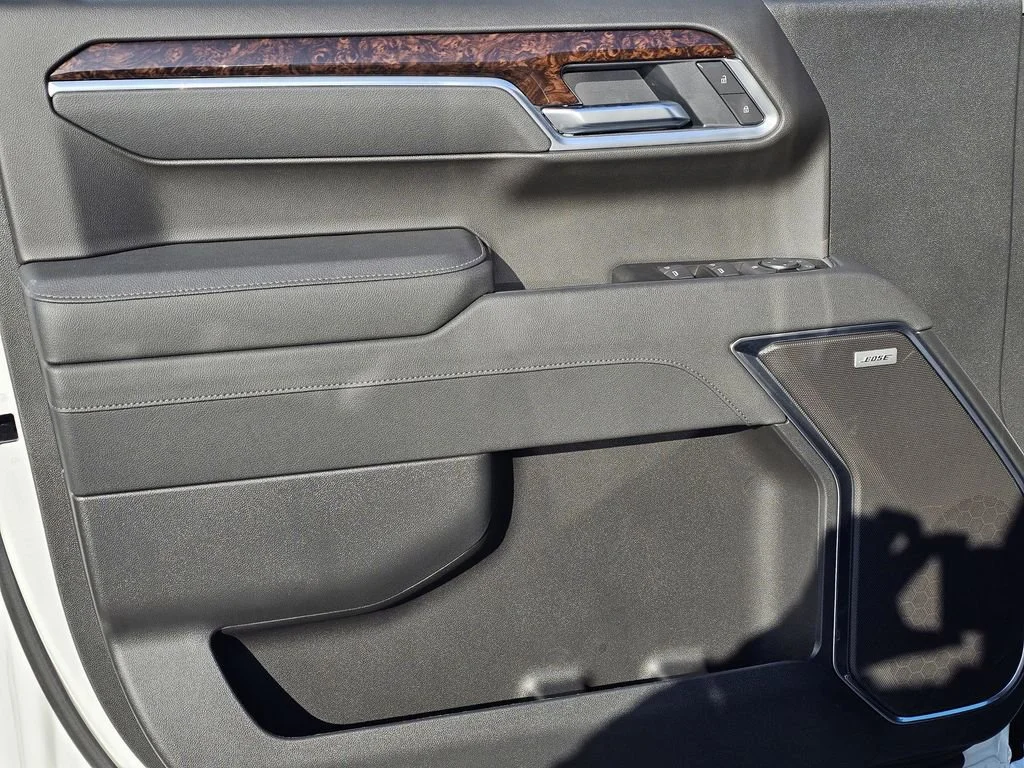 New 2026 Summit White GMC Elevation image 16