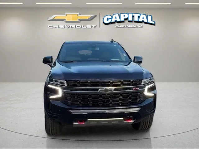 Used 2022 Black Chevrolet Z71 image 9