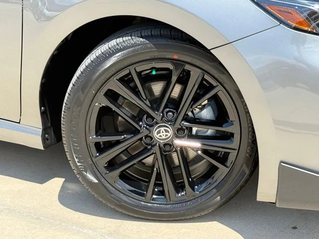 Used 2026  Toyota SE image 2
