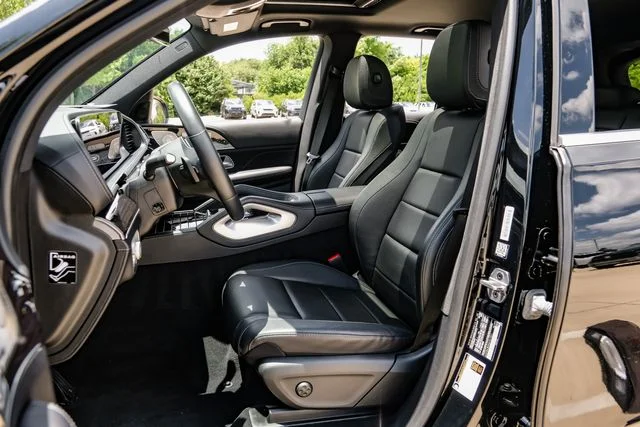 Used 2022 Black Mercedes-Benz GLE 350 image 44
