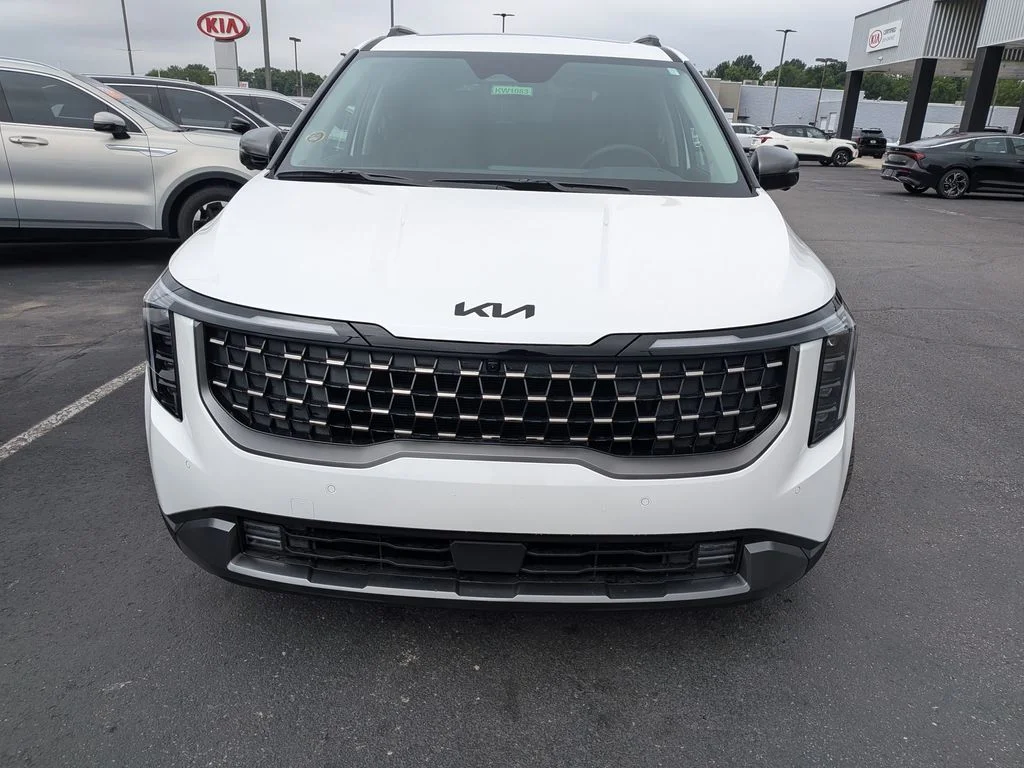 New 2026 Snow White Pearl Kia SX Prestige image 29