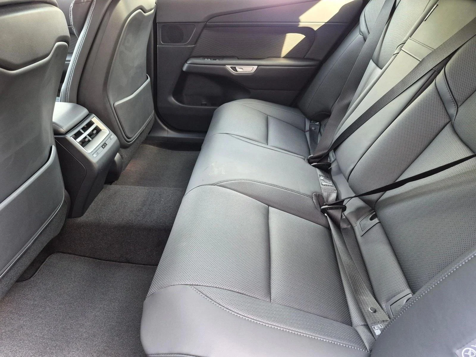 New 2026 Caviar Lexus ES 350h PREMIUM image 15