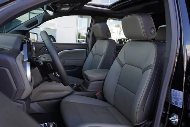 2026 Chevrolet Colorado ZR2 - Photo 26