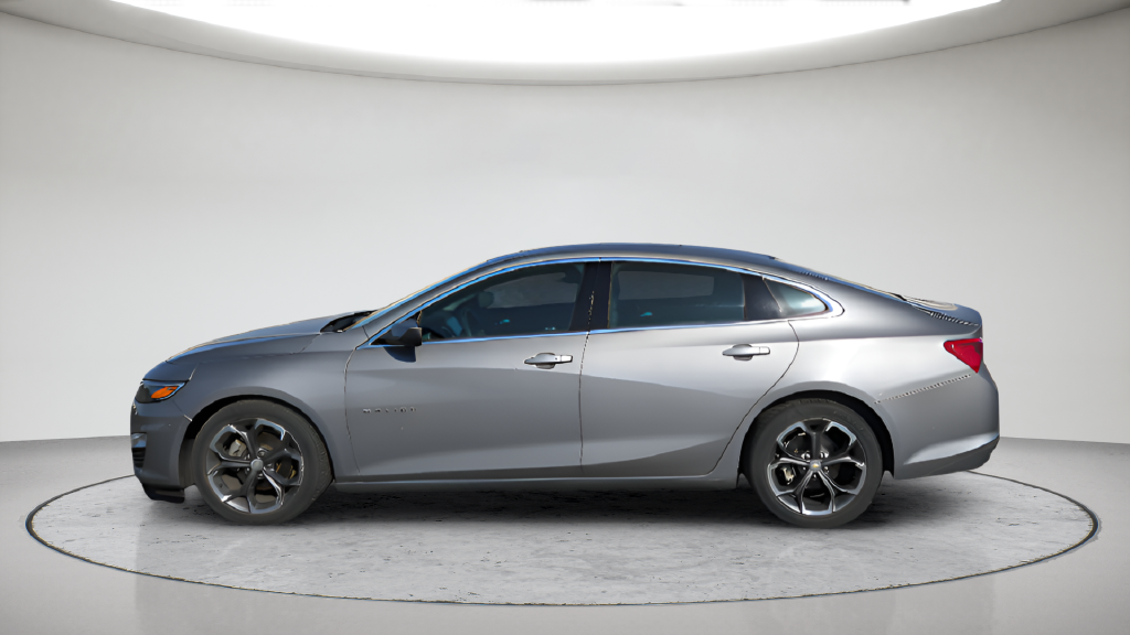 Used 2023 Gray Chevrolet LT image 19