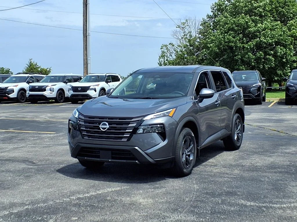 2026 Nissan Rogue SV AWD's photo
