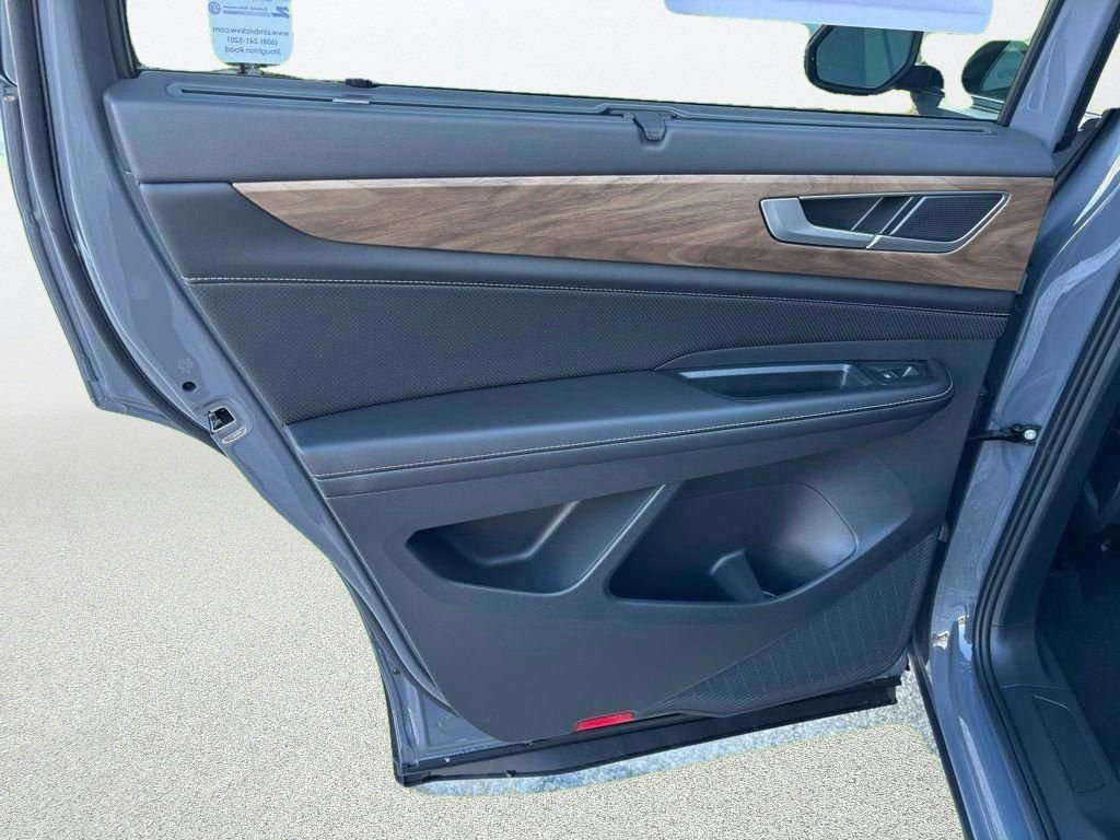 2026 Volkswagen Atlas SE w/Tech - Photo 15