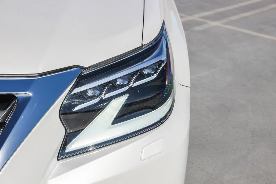 Certified Used 2023 White Lexus 460 image 9