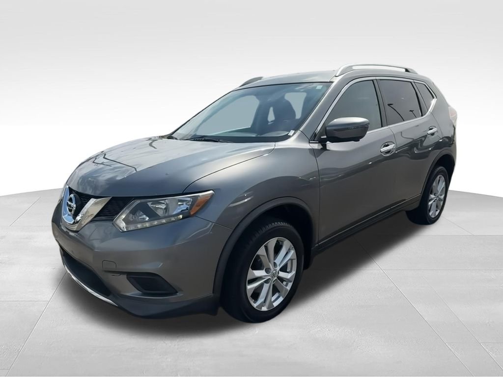 Used 2016 Gray Nissan SV image 4