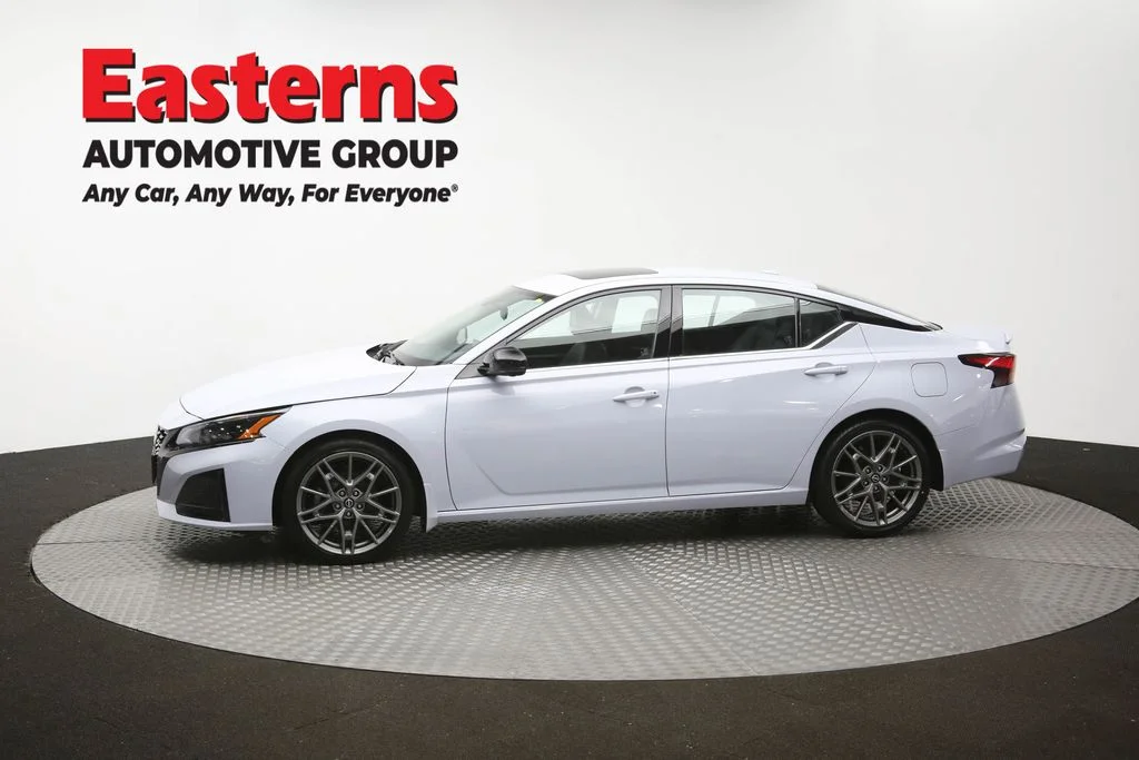 Used 2023 Gray Nissan 2.0 SR image 60