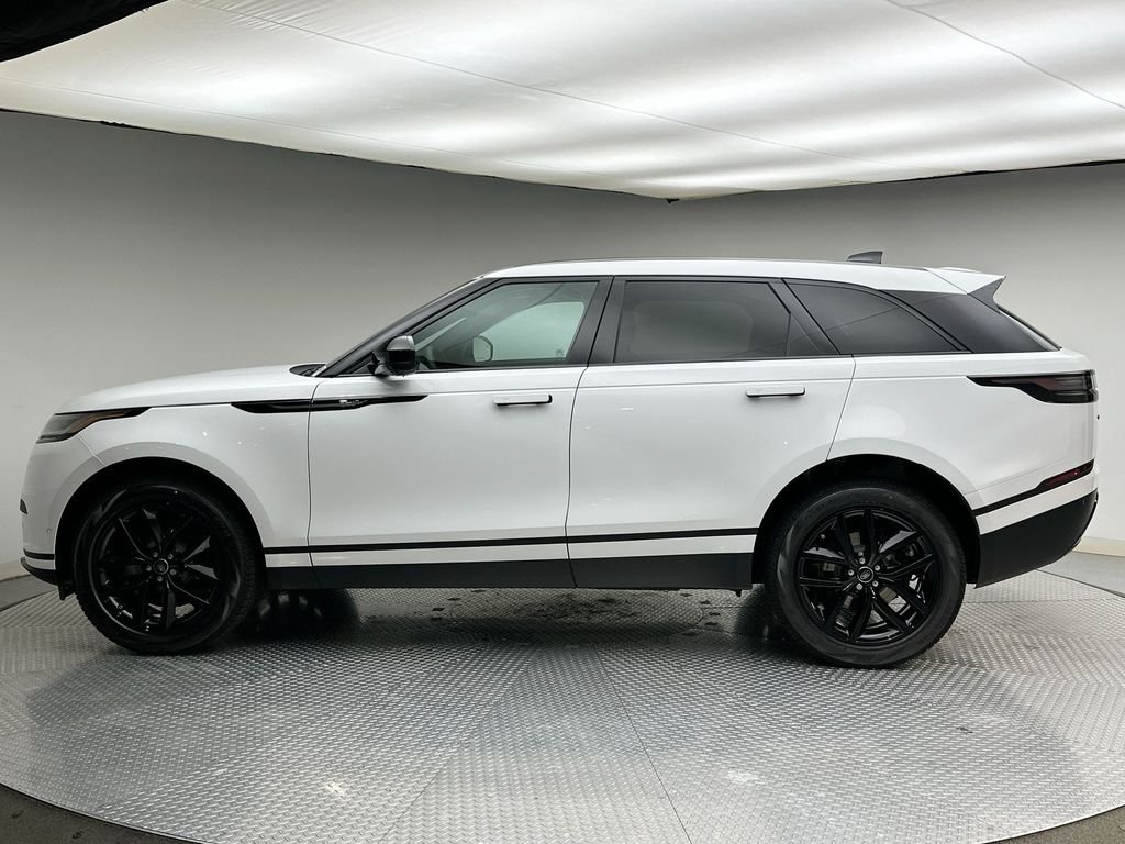 New 2026 Fuji White Land Rover S image 2