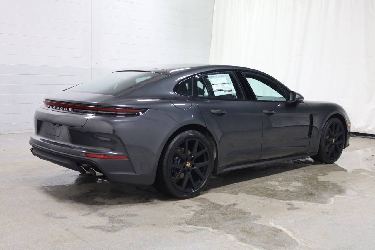 2026 Porsche Panamera Base - Photo 9