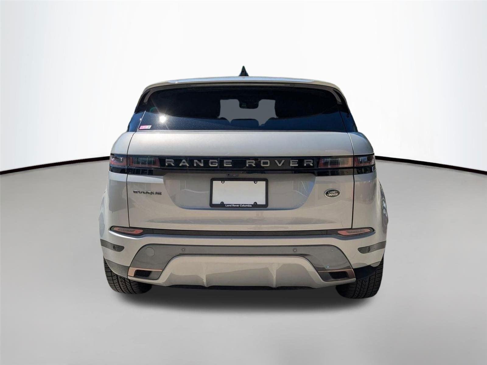 Used 2023 Seoul Pearl Silver Metallic Land Rover R-Dynamic S image 6