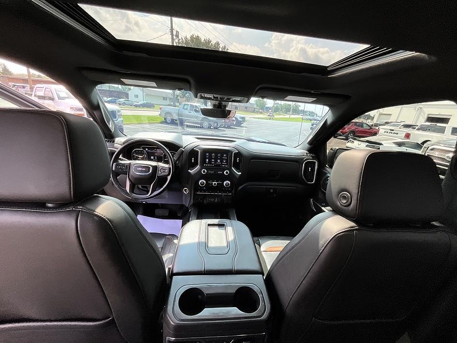 Used 2020 Black GMC AT4 image 39