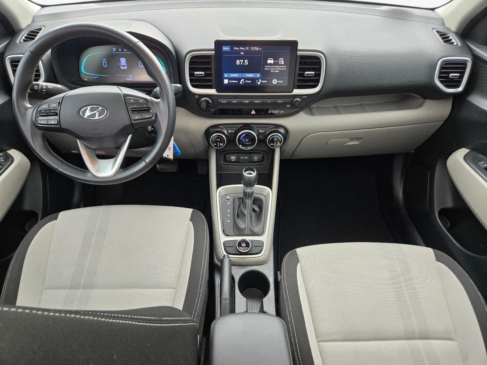 2023 Hyundai Venue SEL - Photo 19