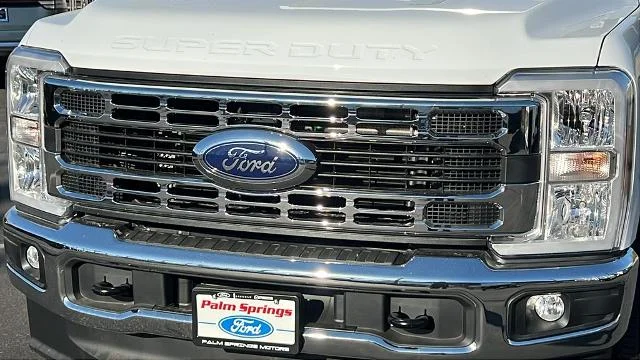 New 2026 Oxford White Ford F-350® XL image 25