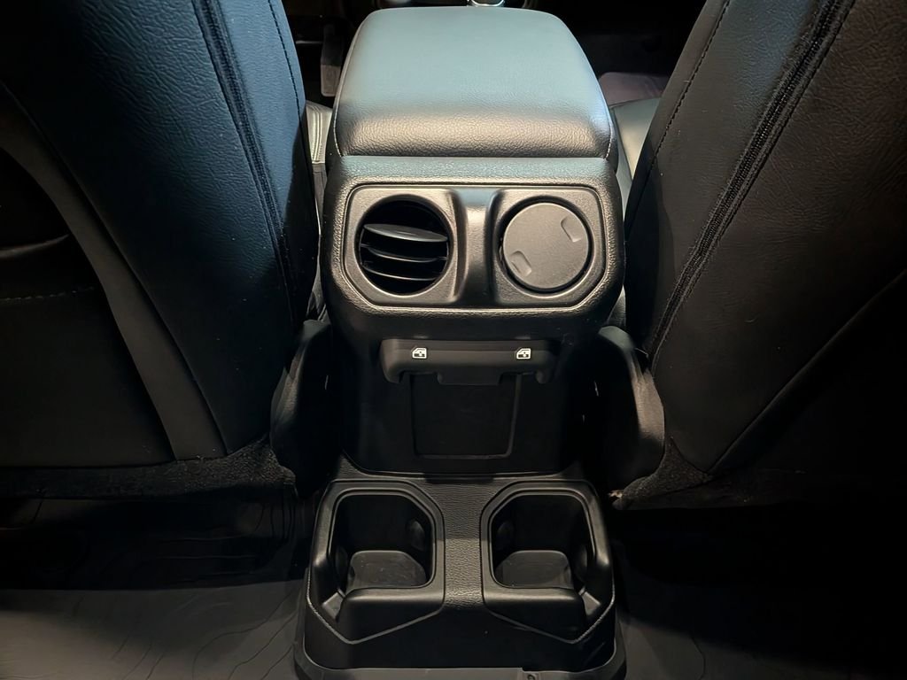 2025 Jeep Gladiator Sport S - Photo 25