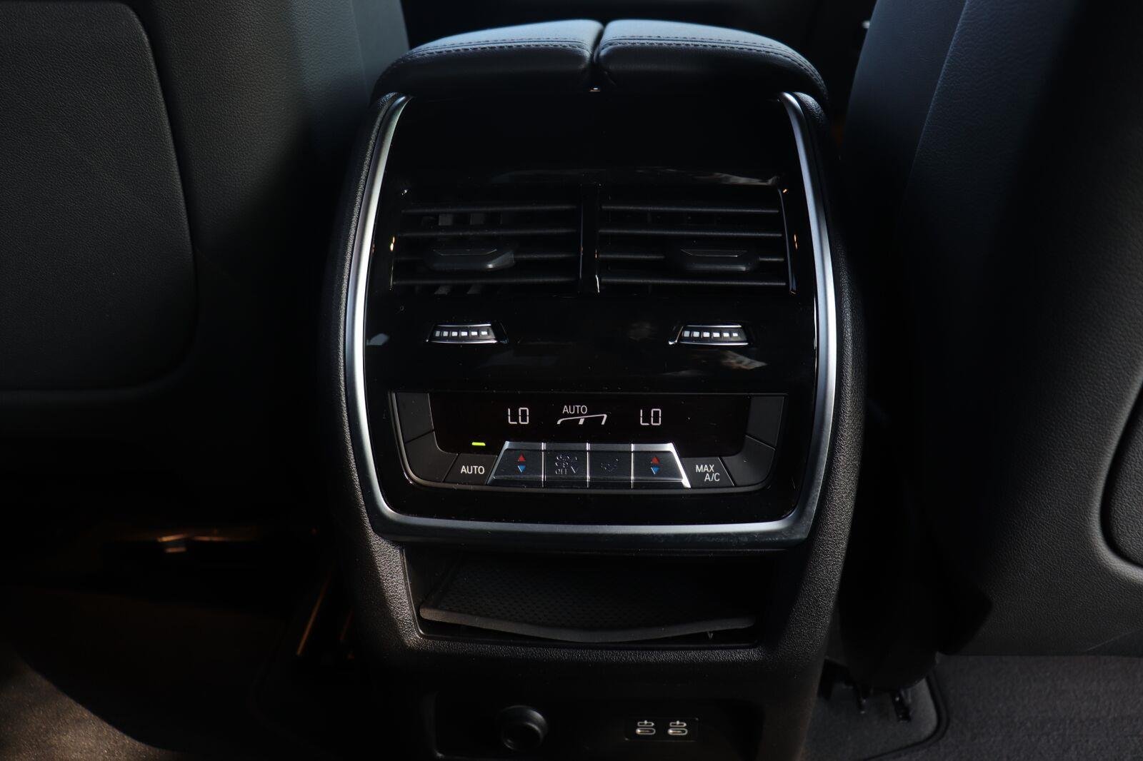 Used 2026 GRAY BMW xDrive40i image 24