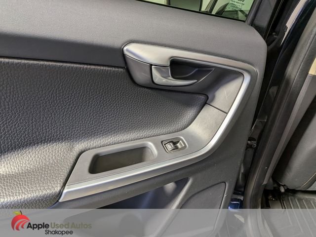 Used 2010 Gray Volvo 3.2 image 31