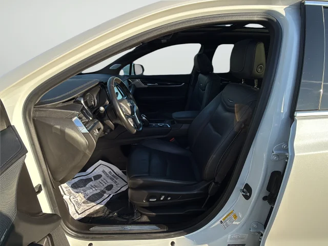 Used 2022 White Cadillac Premium Luxury image 10
