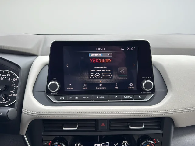 Used 2025 White Nissan SV image 14