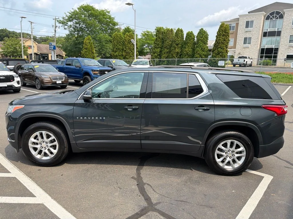 Used 2021 Gray Chevrolet LT image 6