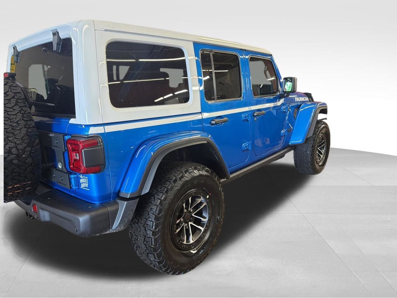 New 2026 Hydro Blue Pearl-Coat Exterior Paint Jeep Rubicon X image 6