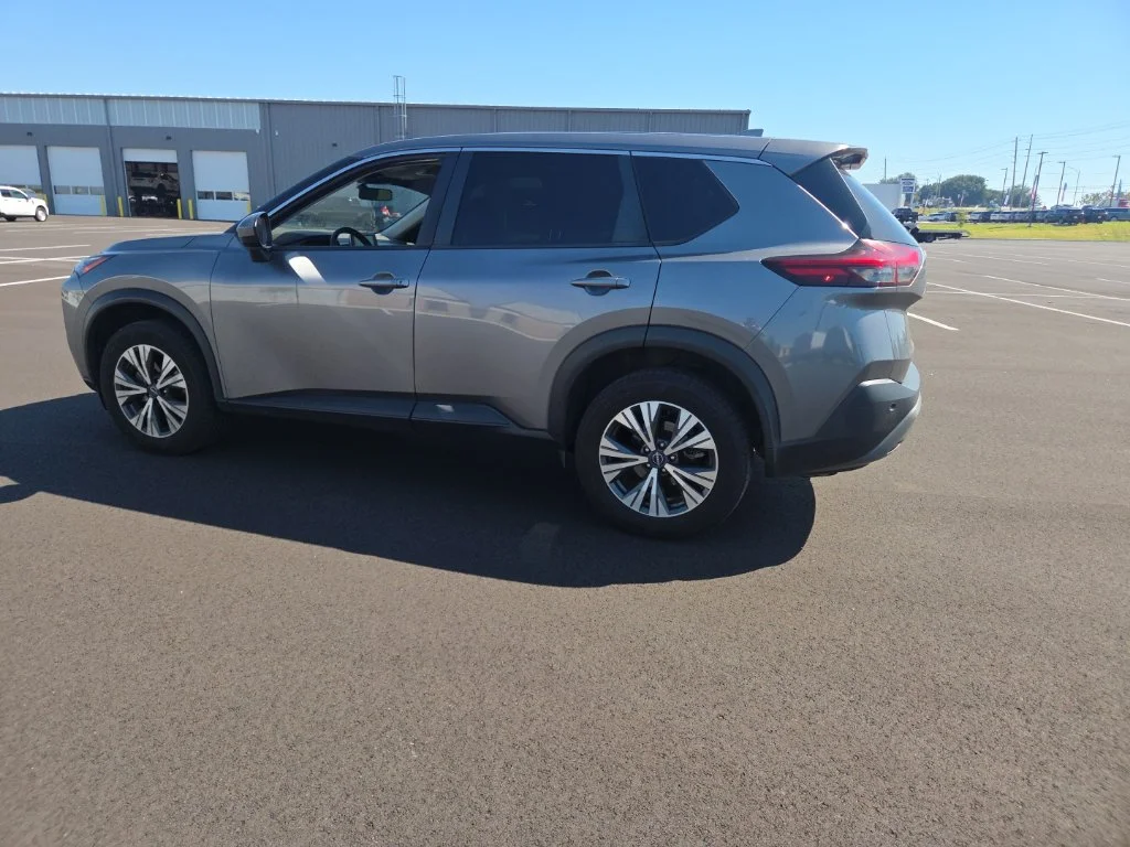 Used 2023 Gray Nissan SV image 10