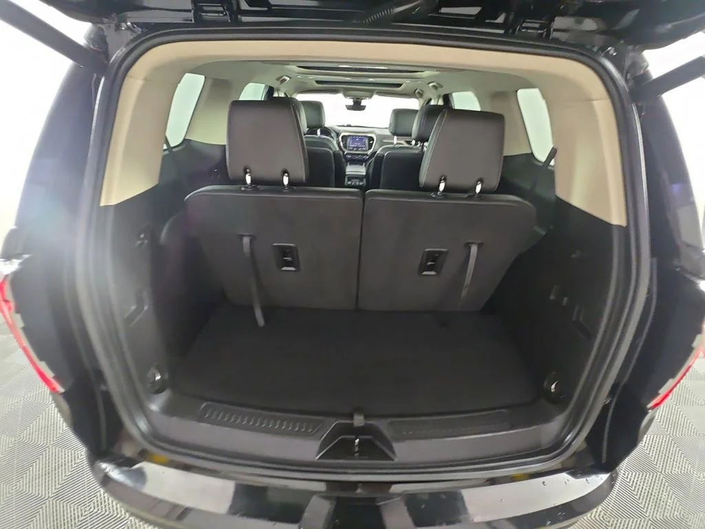 Used 2023 Ebony Twilight Metallic GMC Denali image 17